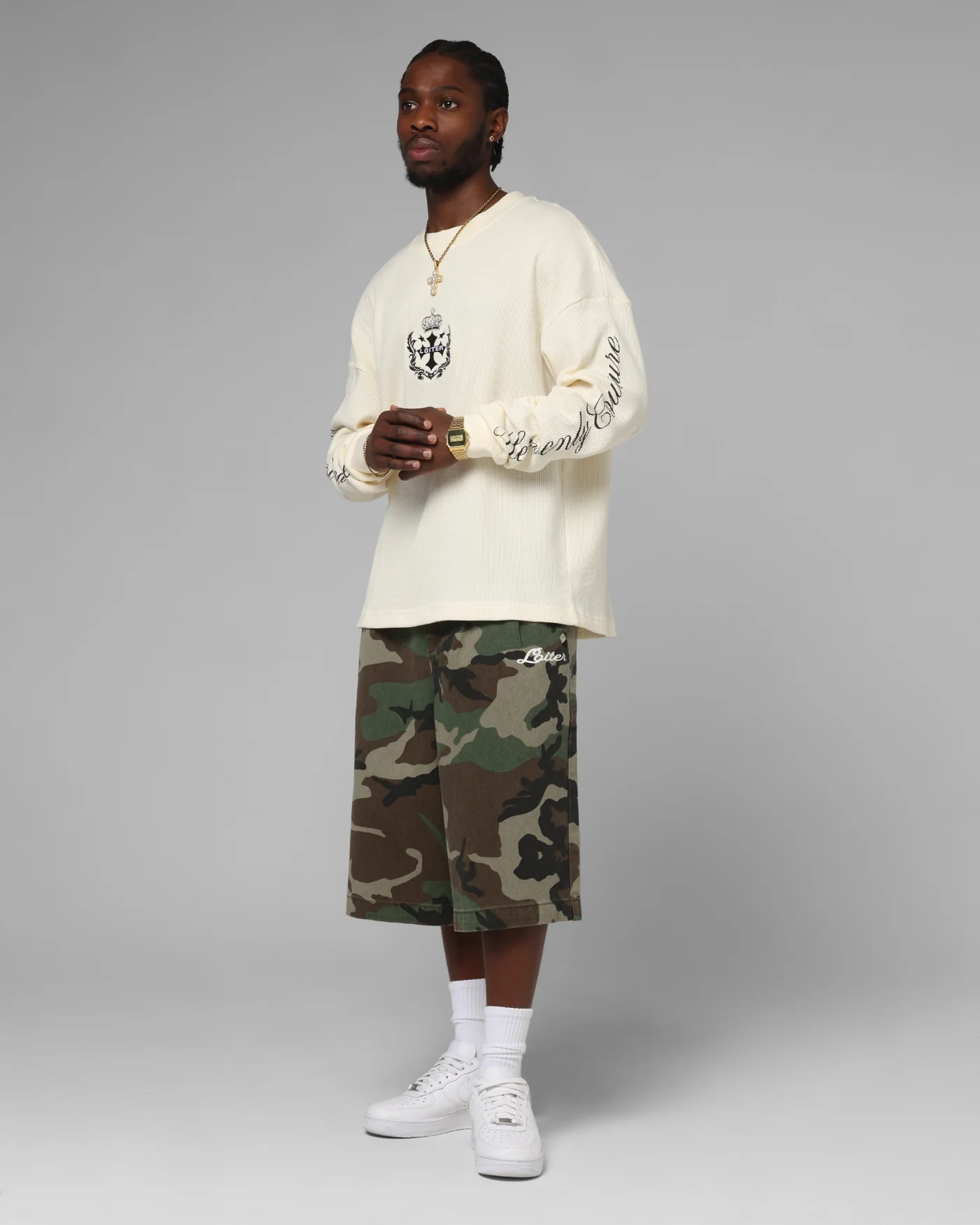 Loiter 3 Quarter Shorts Woodland Camo - Image 2
