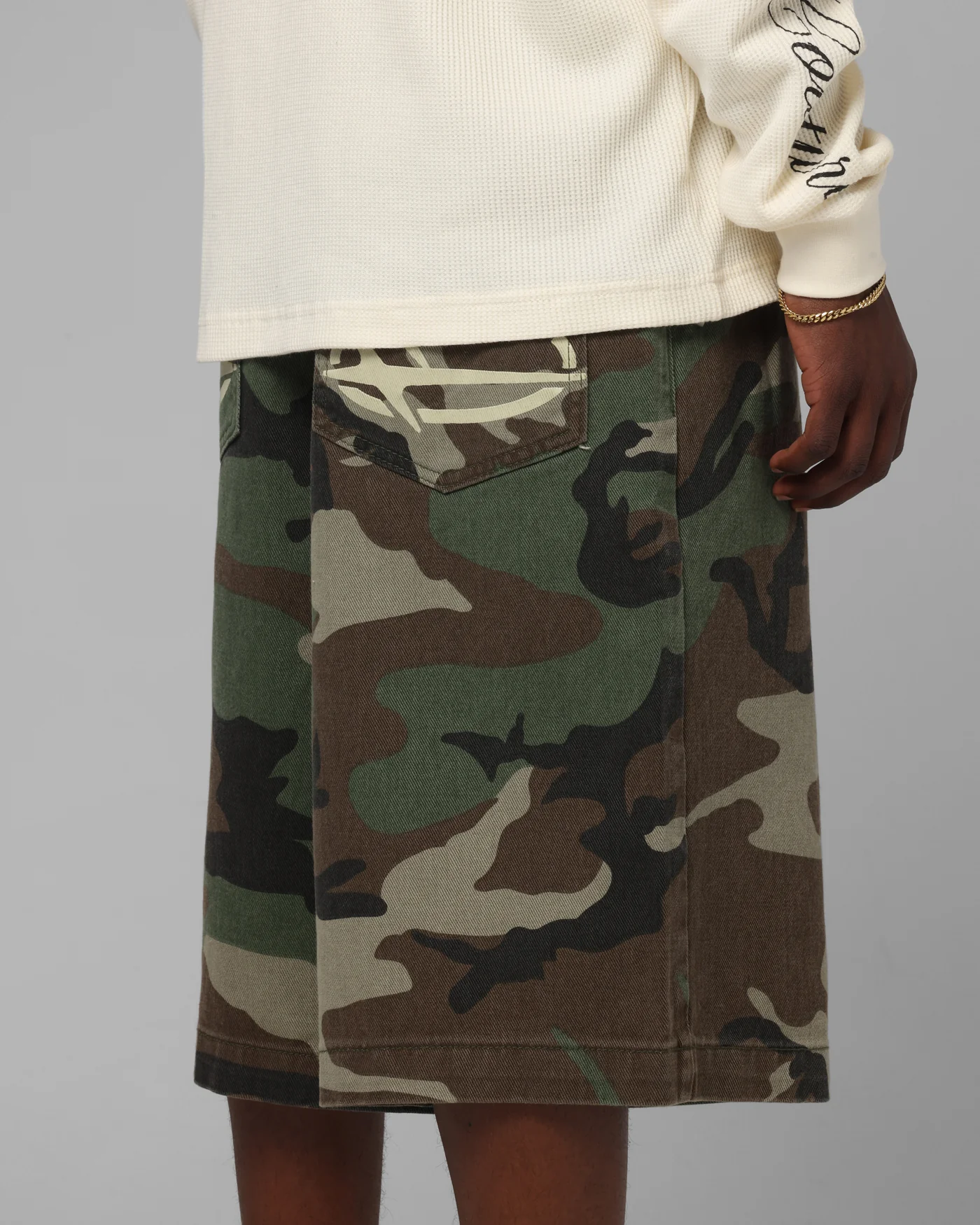 Loiter 3 Quarter Shorts Woodland Camo - Image 4