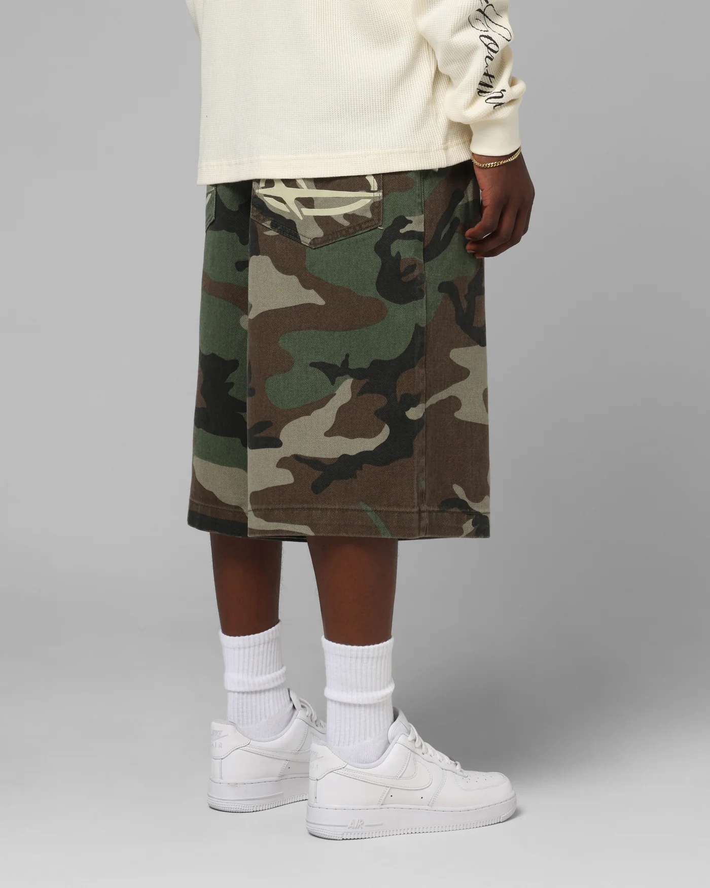Loiter 3 Quarter Shorts Woodland Camo - Image 5