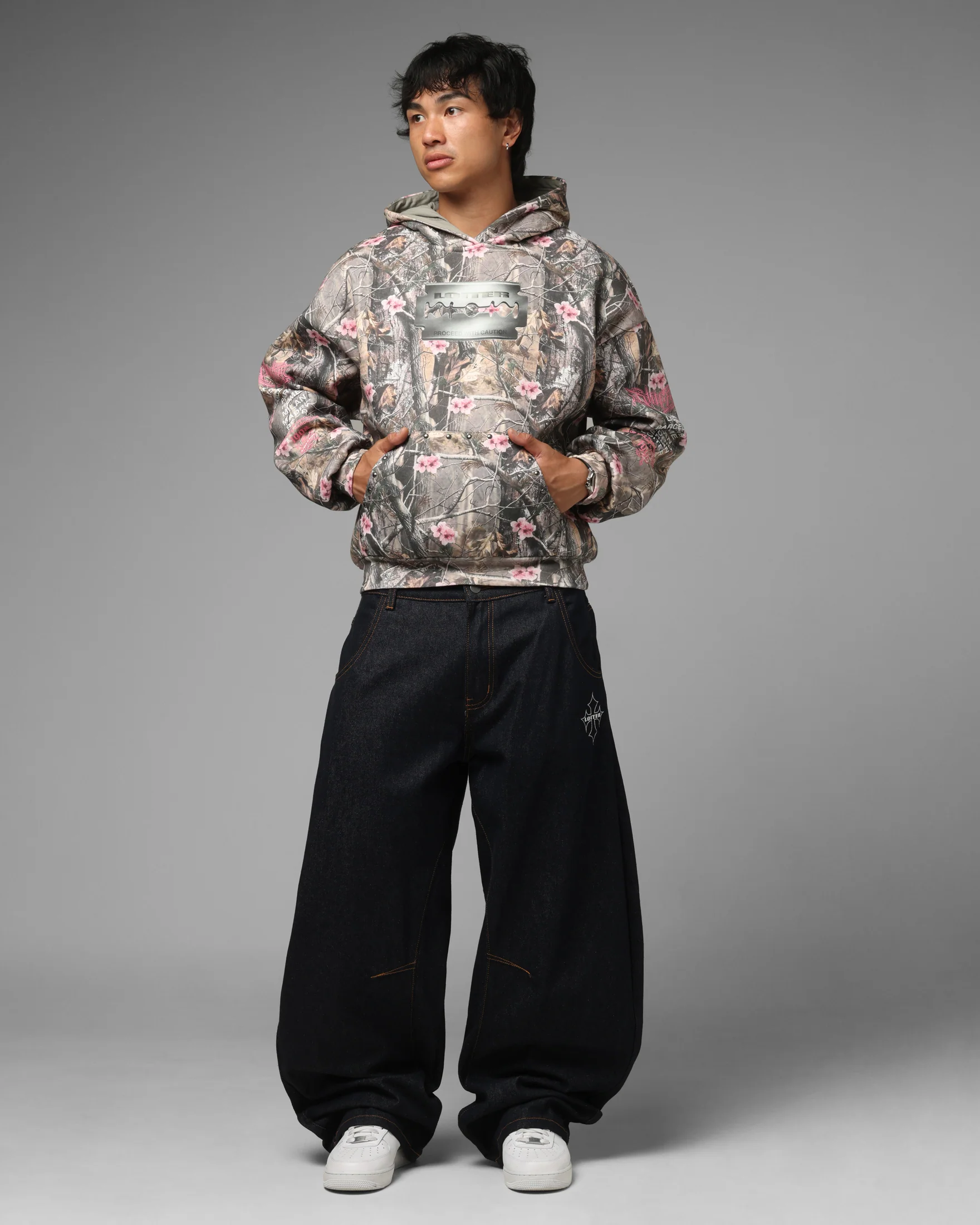 Loiter Blade Hoodie Pink Real Tree - Image 3