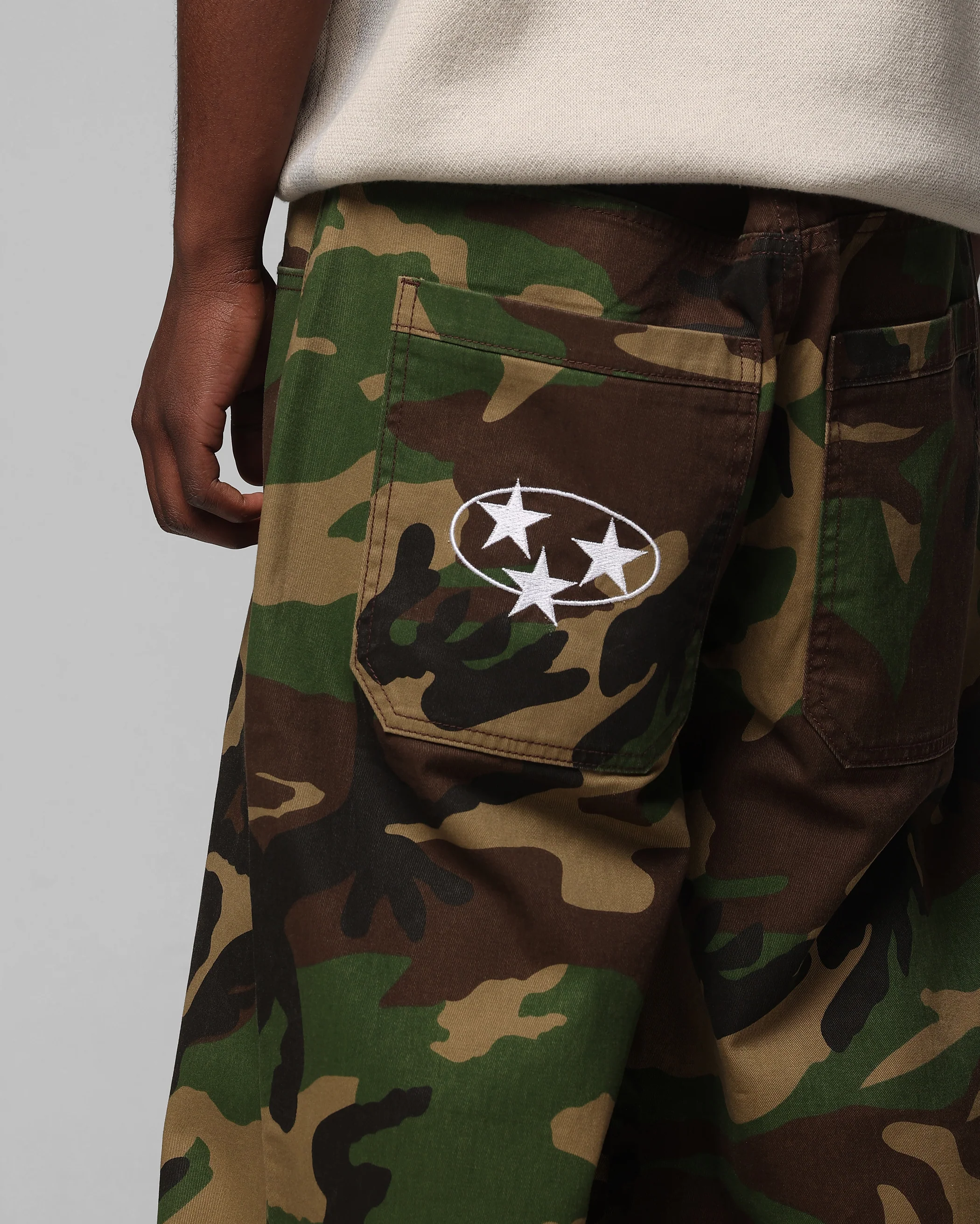 Loiter Collateral Baggy Jeans Woodland Camo - Image 3