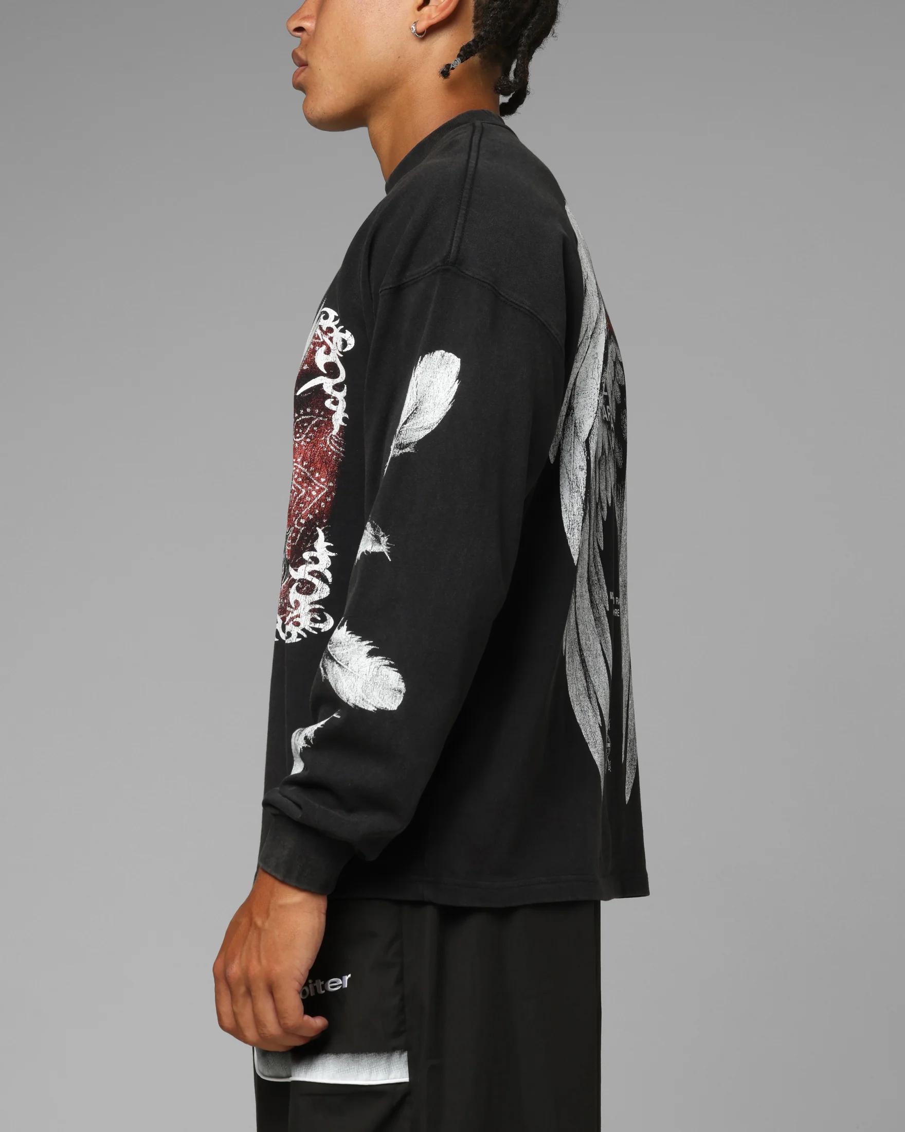 Loiter Dove Vintage Long Sleeve T-Shirt Black - Image 6