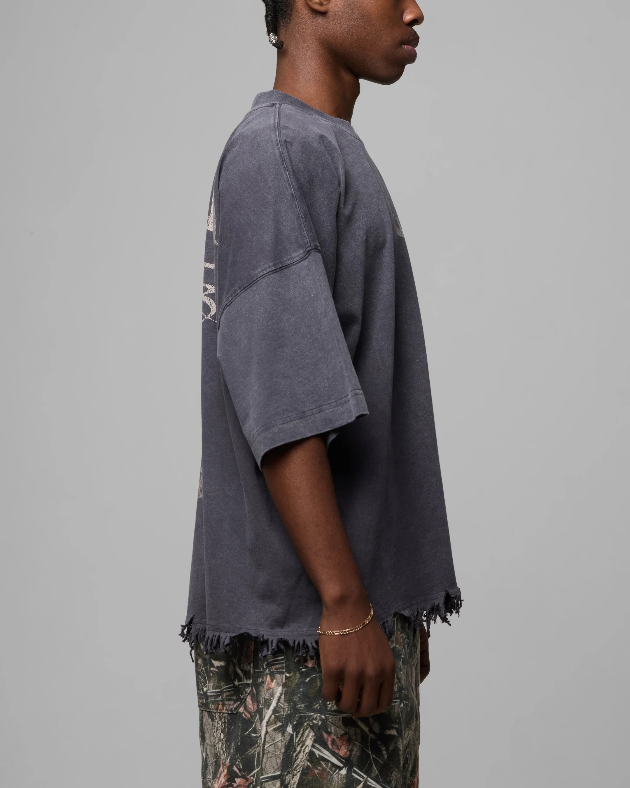 Excalibur Distressed T-Shirt - Image 3