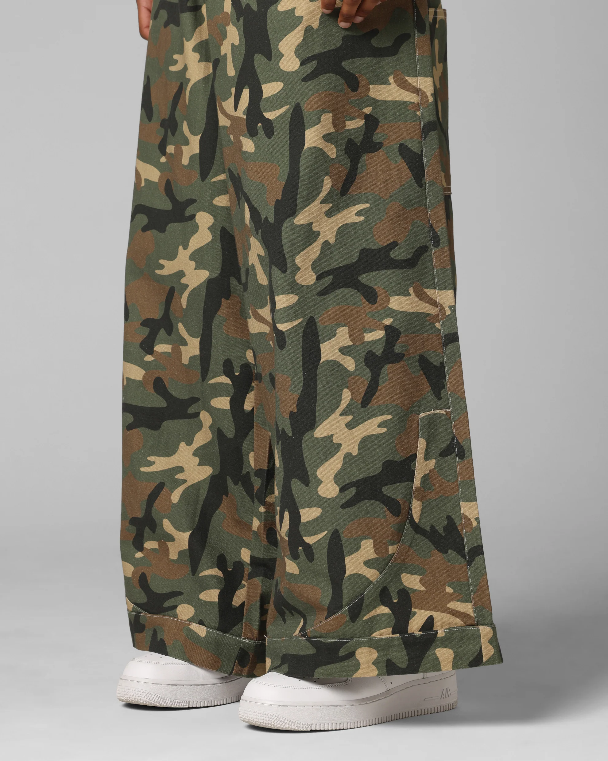 Loiter F-22 Raver Jeans Woodland Camo - Image 3