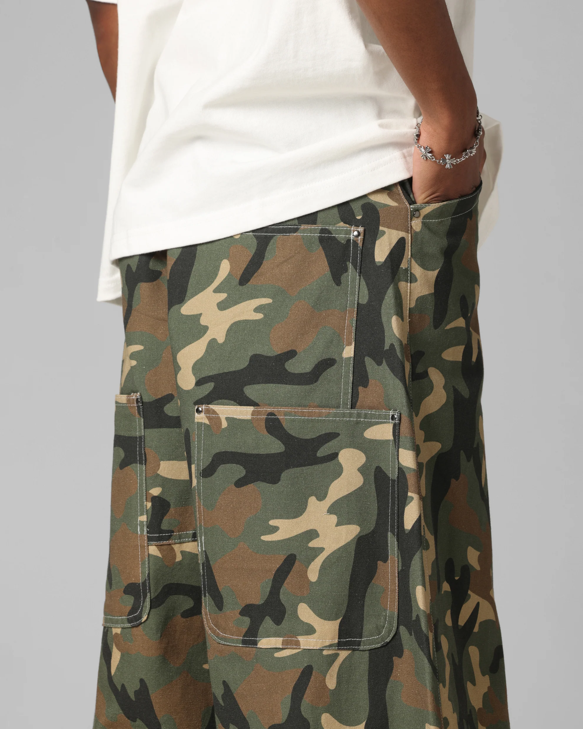 Loiter F-22 Raver Jeans Woodland Camo - Image 4