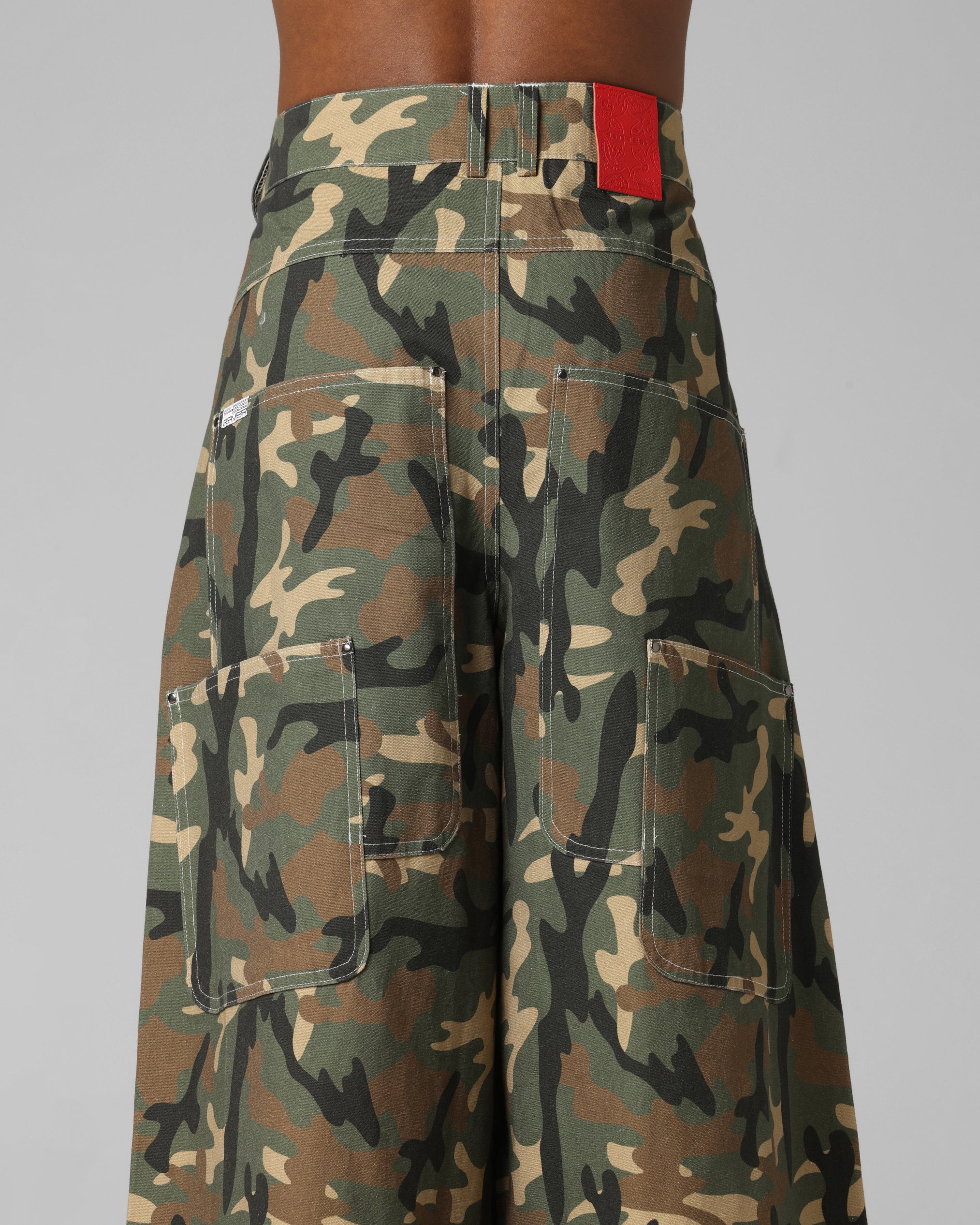 Loiter F-22 Raver Jeans Woodland Camo - Image 8
