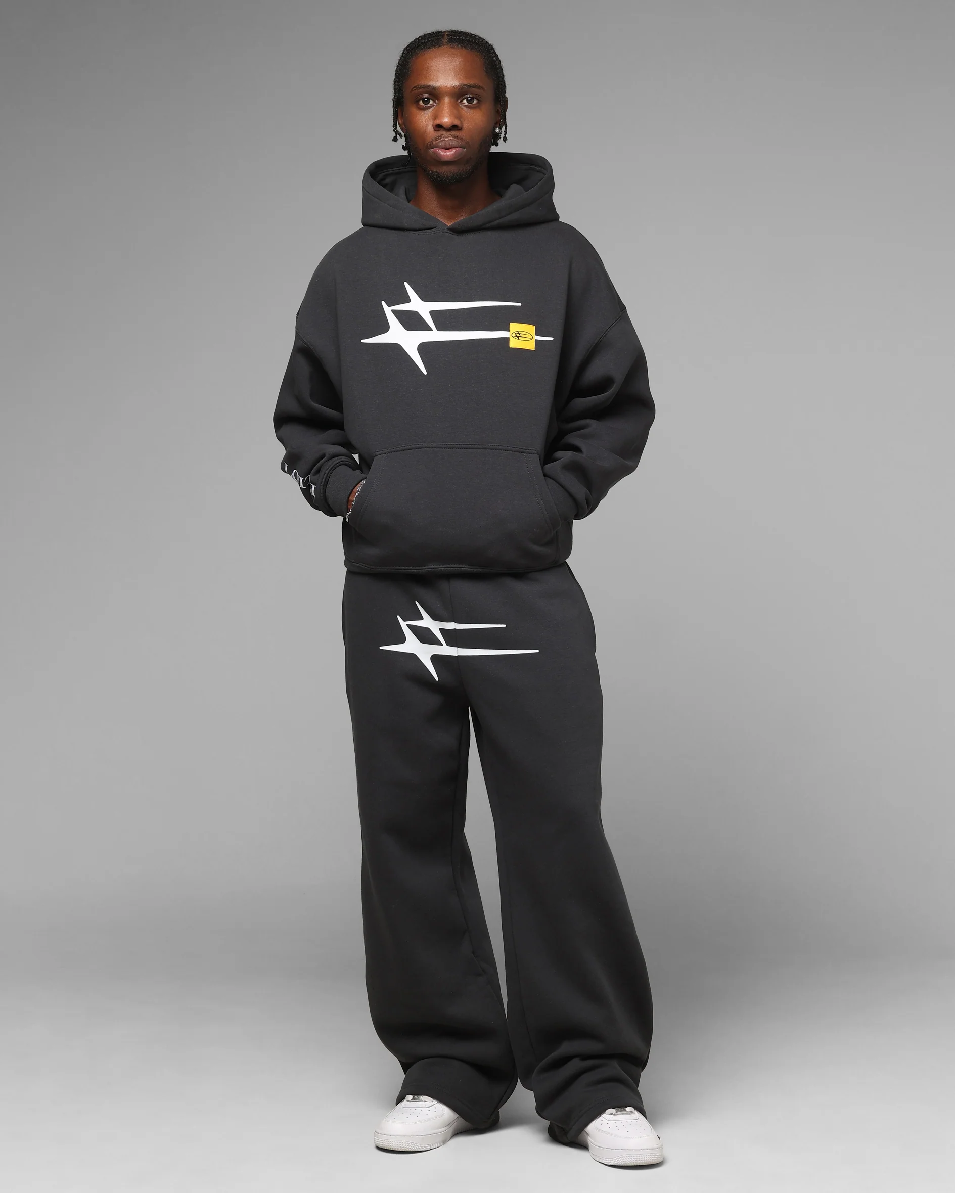 Hybrid Sweatpants Charcoal - Image 2