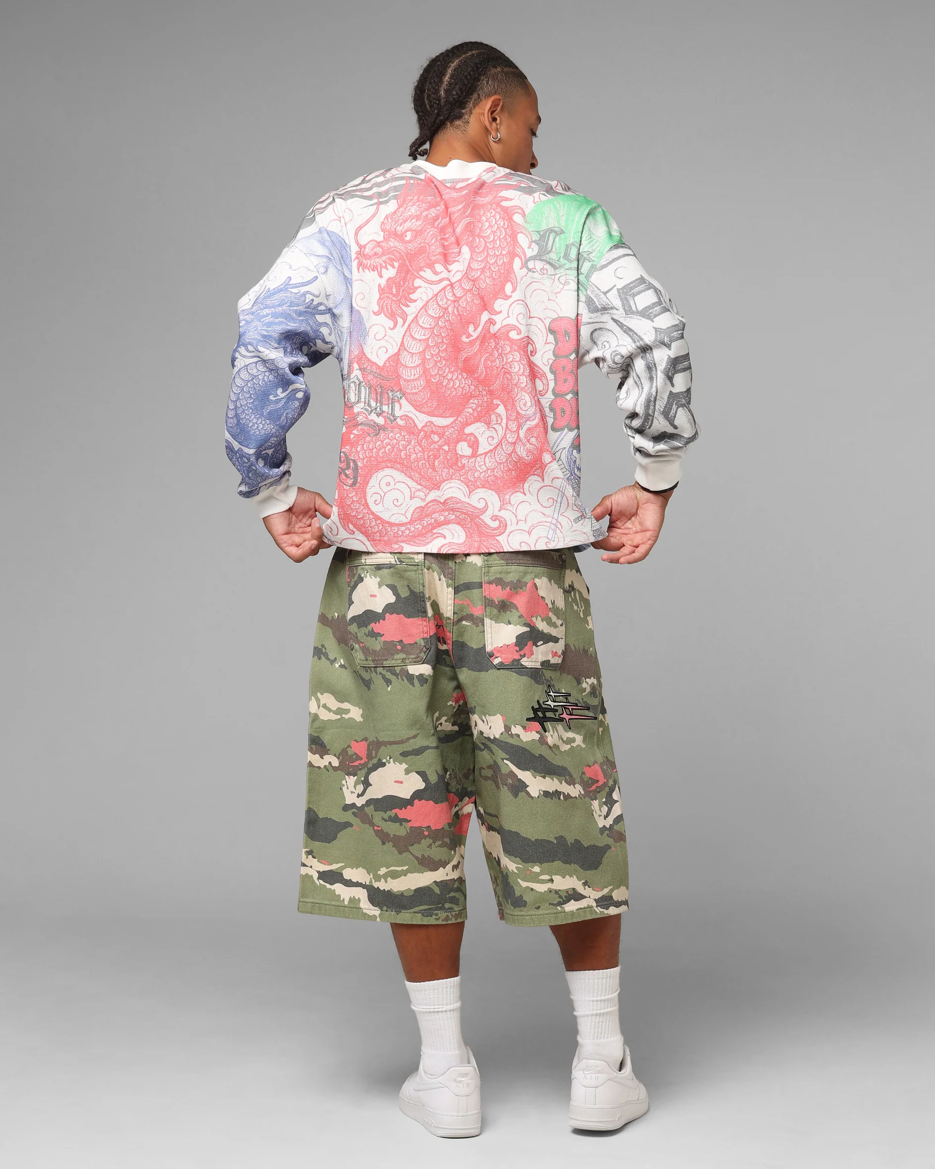 Loiter Sketch Book Long Sleeve T-Shirt White - Image 4