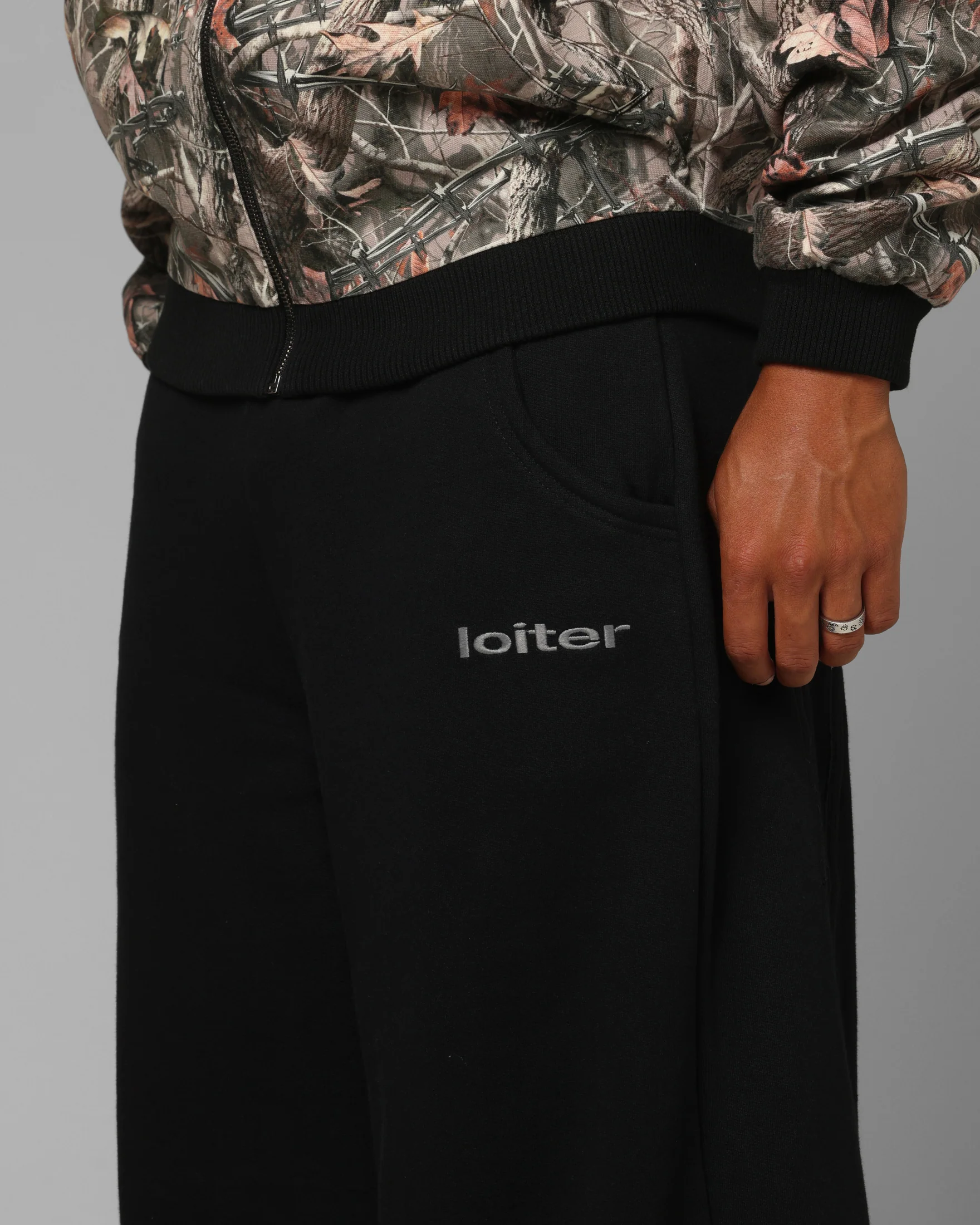 Loiter Ultra Hybrid Sweatpants Black - Image 3