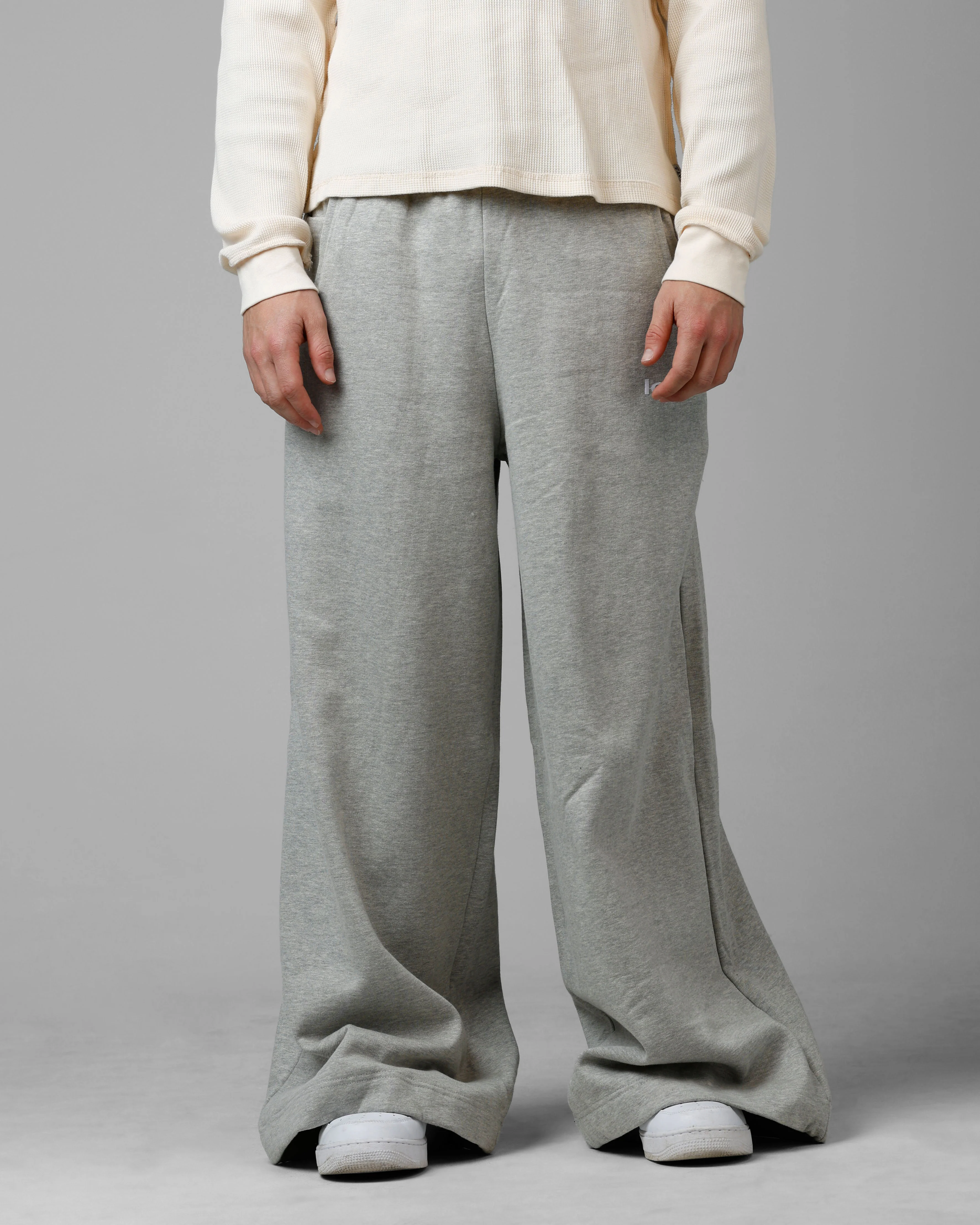 Loiter Ultra Hybrid Sweatpants Grey - Image 4