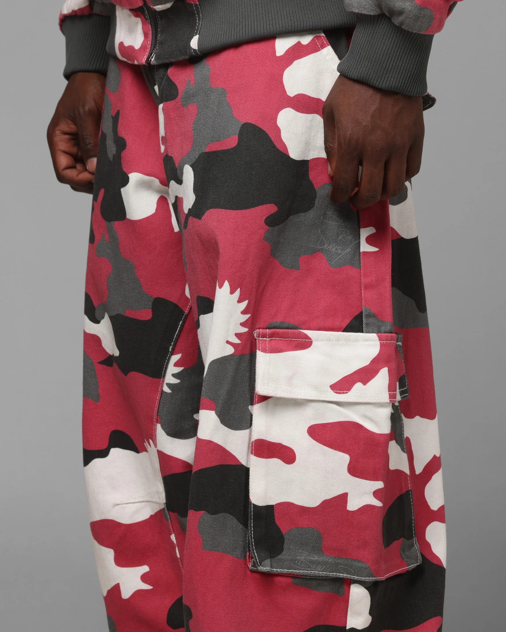 Loiter X WWE Dudley Boyz Cargo Pants Red Camo - Image 3