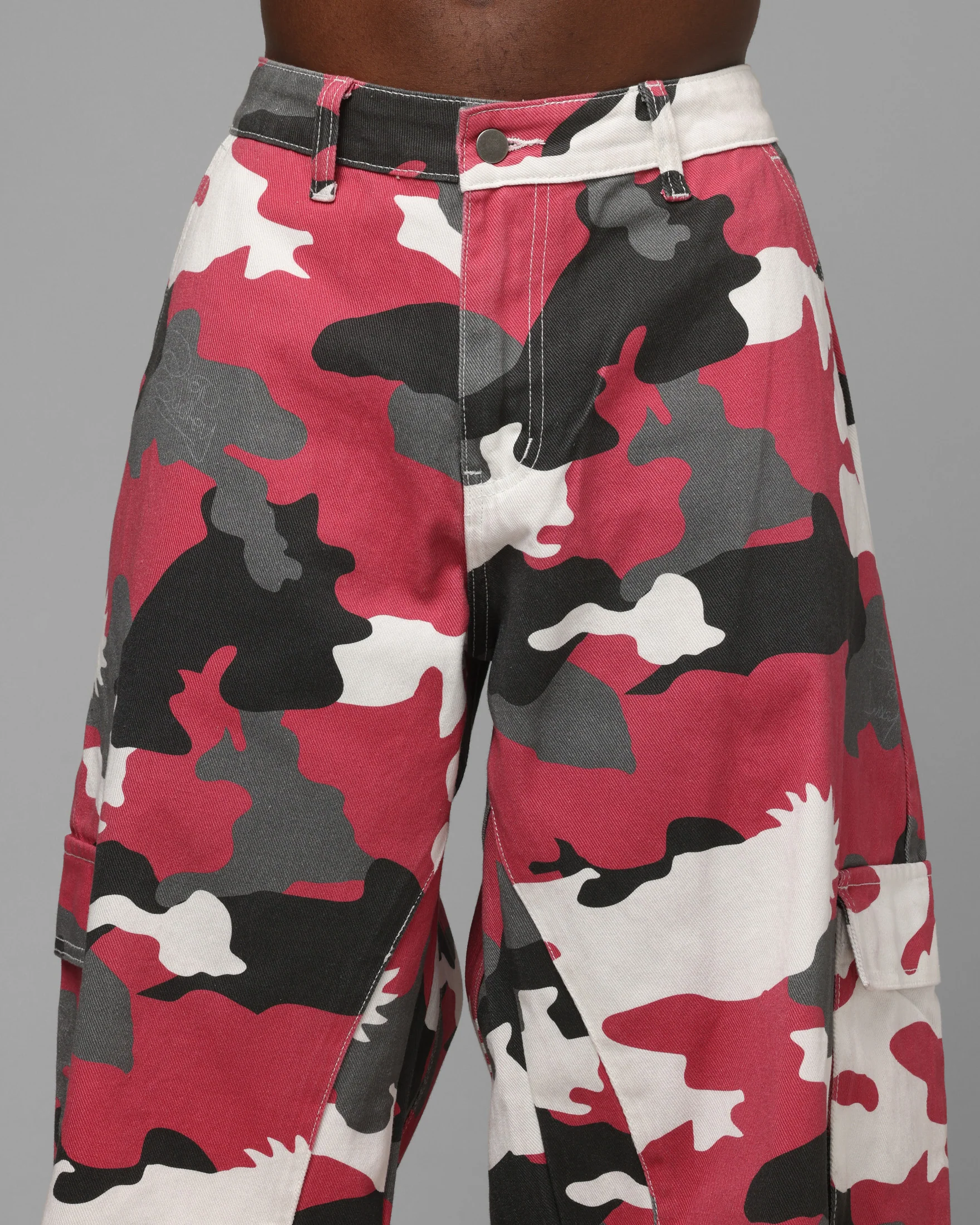 Loiter X WWE Dudley Boyz Cargo Pants Red Camo - Image 7