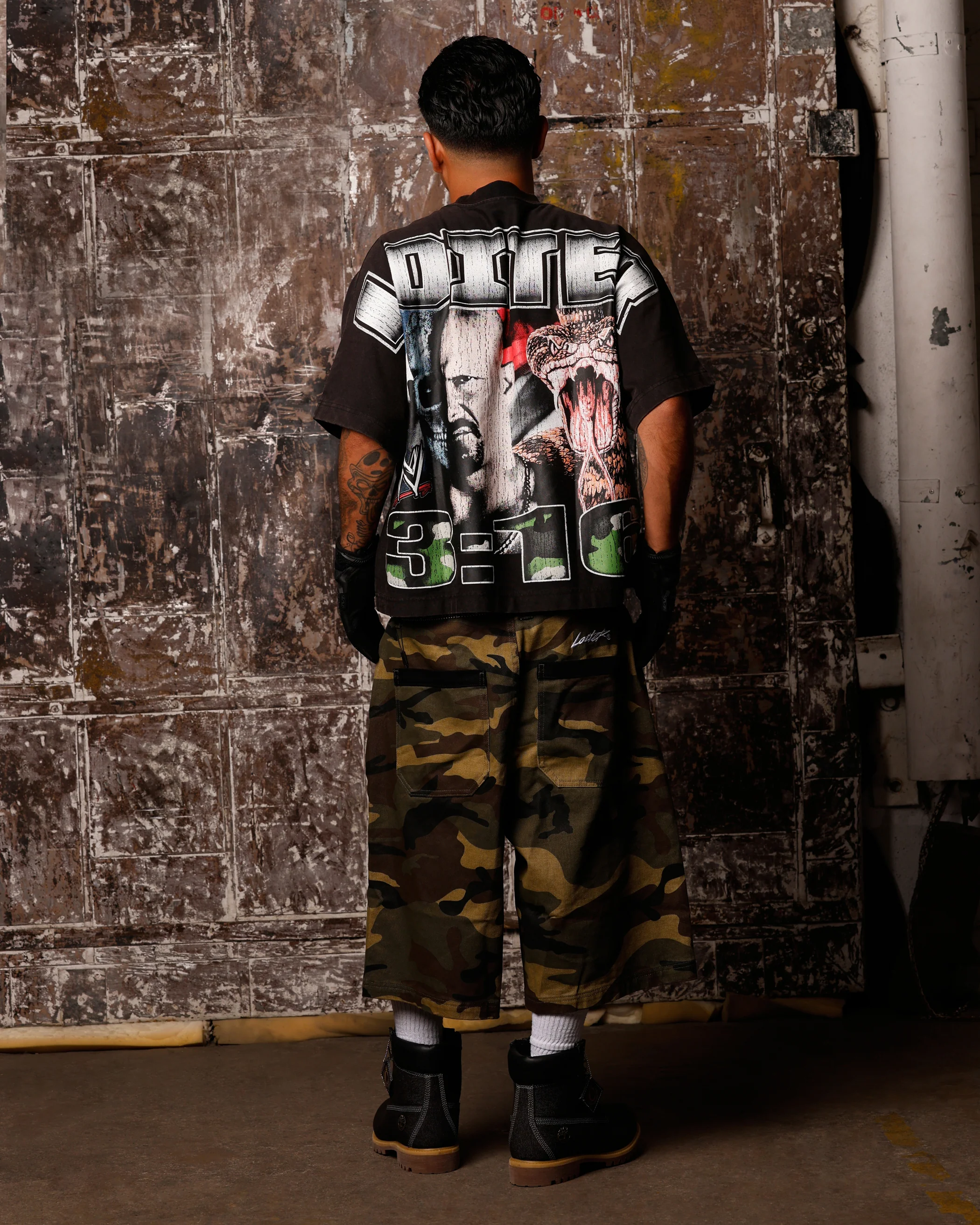 Loiter X WWE Stone Cold Vintage T-Shirt Vintage Black - Image 6